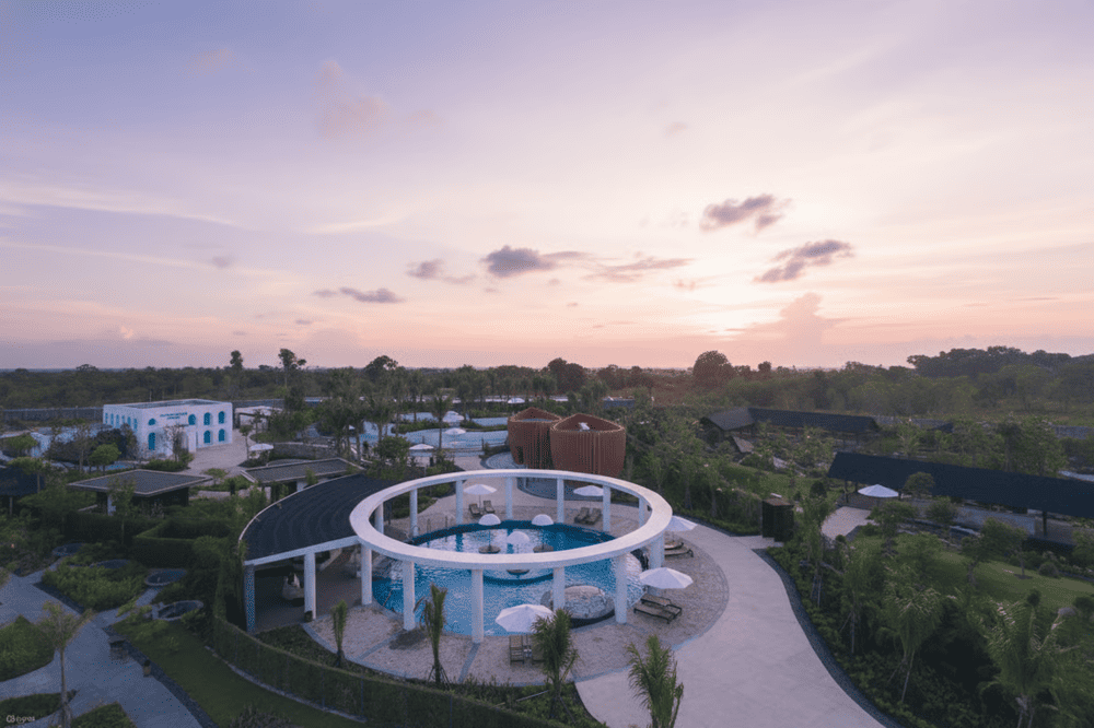 Suối nước n&oacute;ng Minera B&igrave;nh Ch&acirc;u